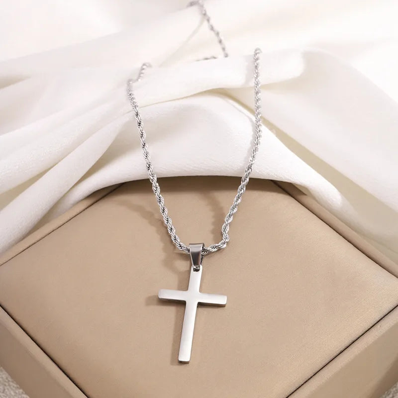 Cross Pendant Necklace 18K Gold Plated 304 Stainless Steel