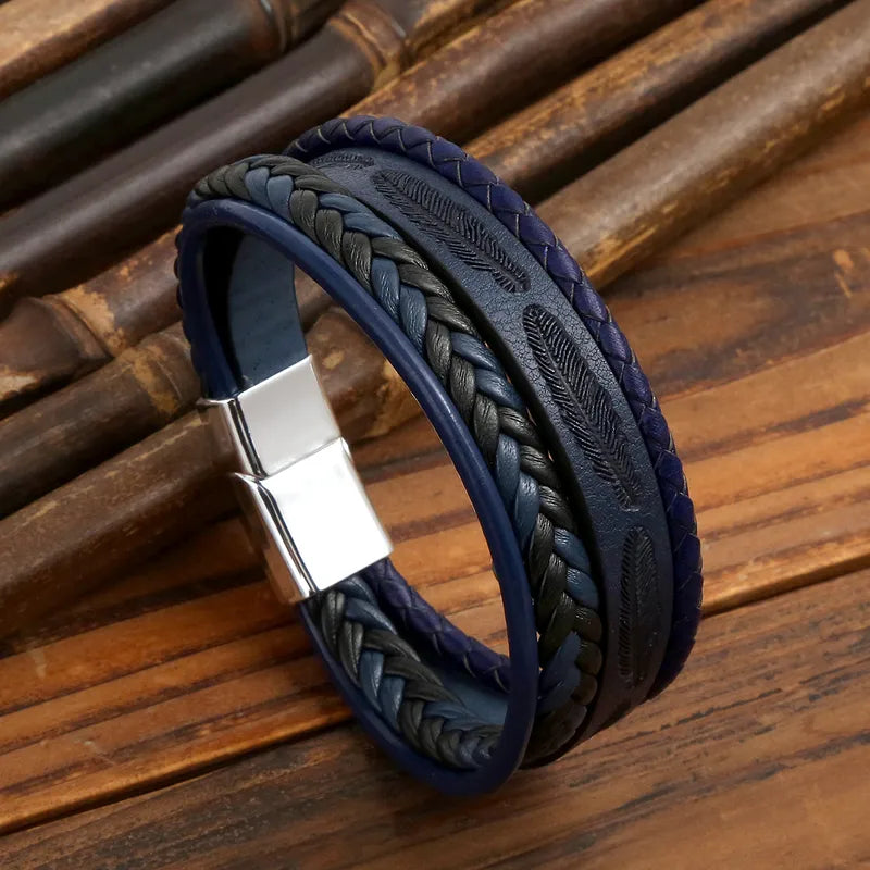 Men's Leather Bracelet With Feather Alloy Buckle