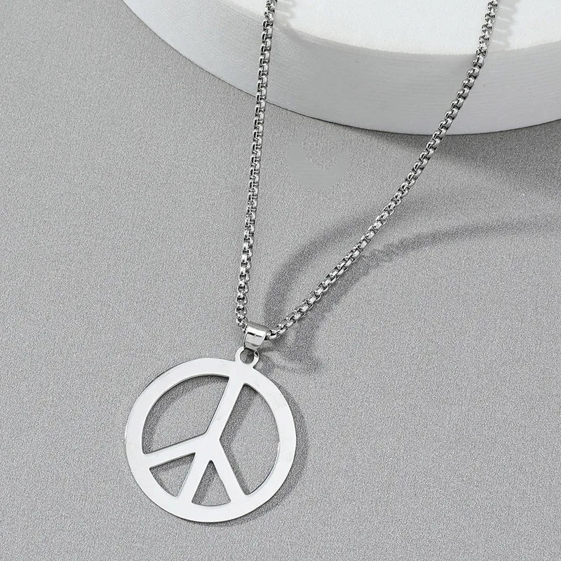 Men's Round Fashion Necklace In Silver With Waterproof 201 Stainless Steel