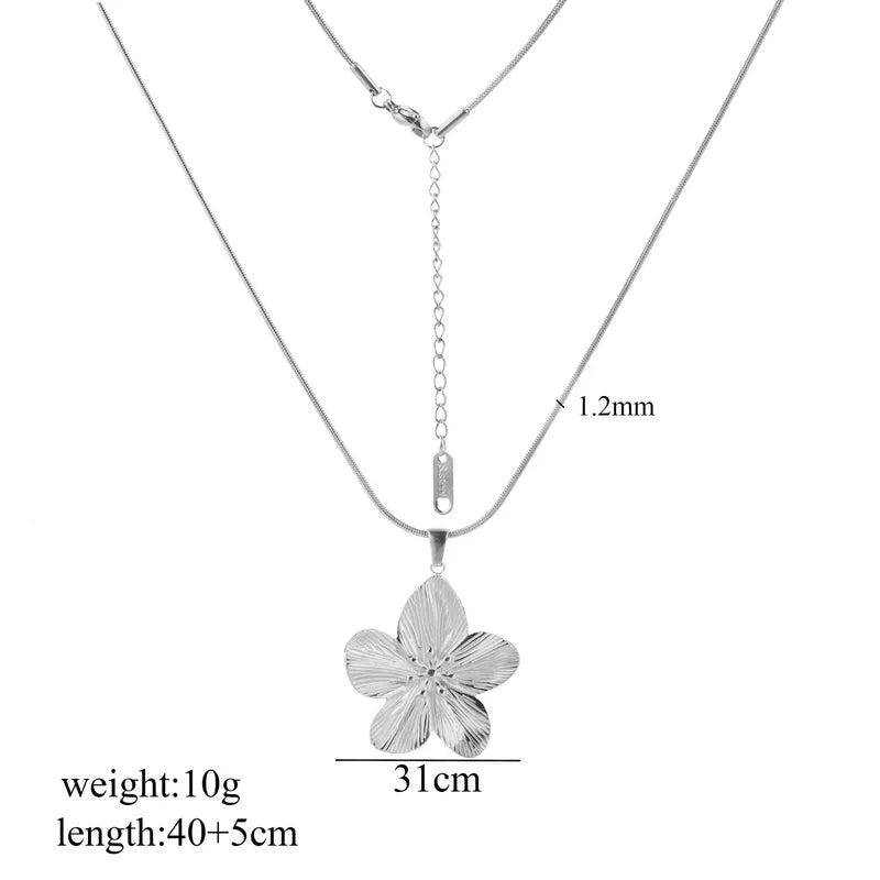 Flower 304 Stainless Steel Pendant Necklace Snake Chain